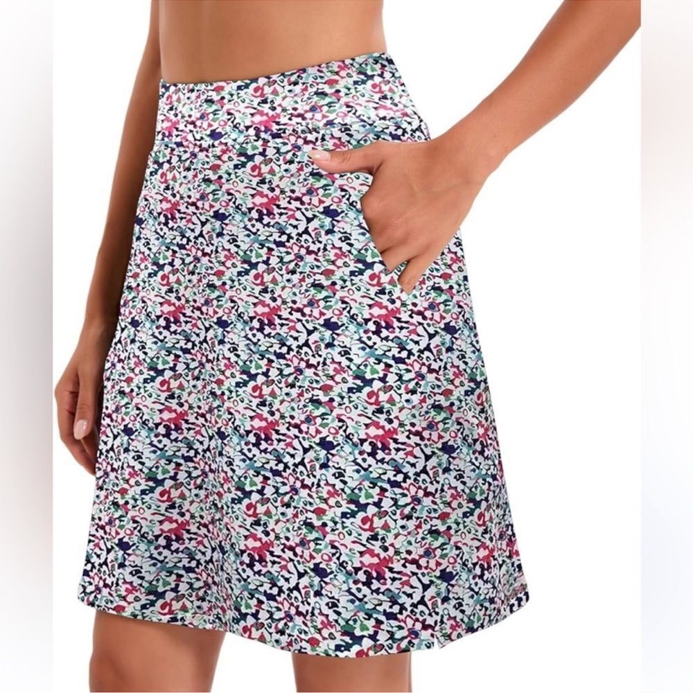 JHSNJNR XL White Multi Ditsy Floral Tennis Gold Jersey Skort with Pockets